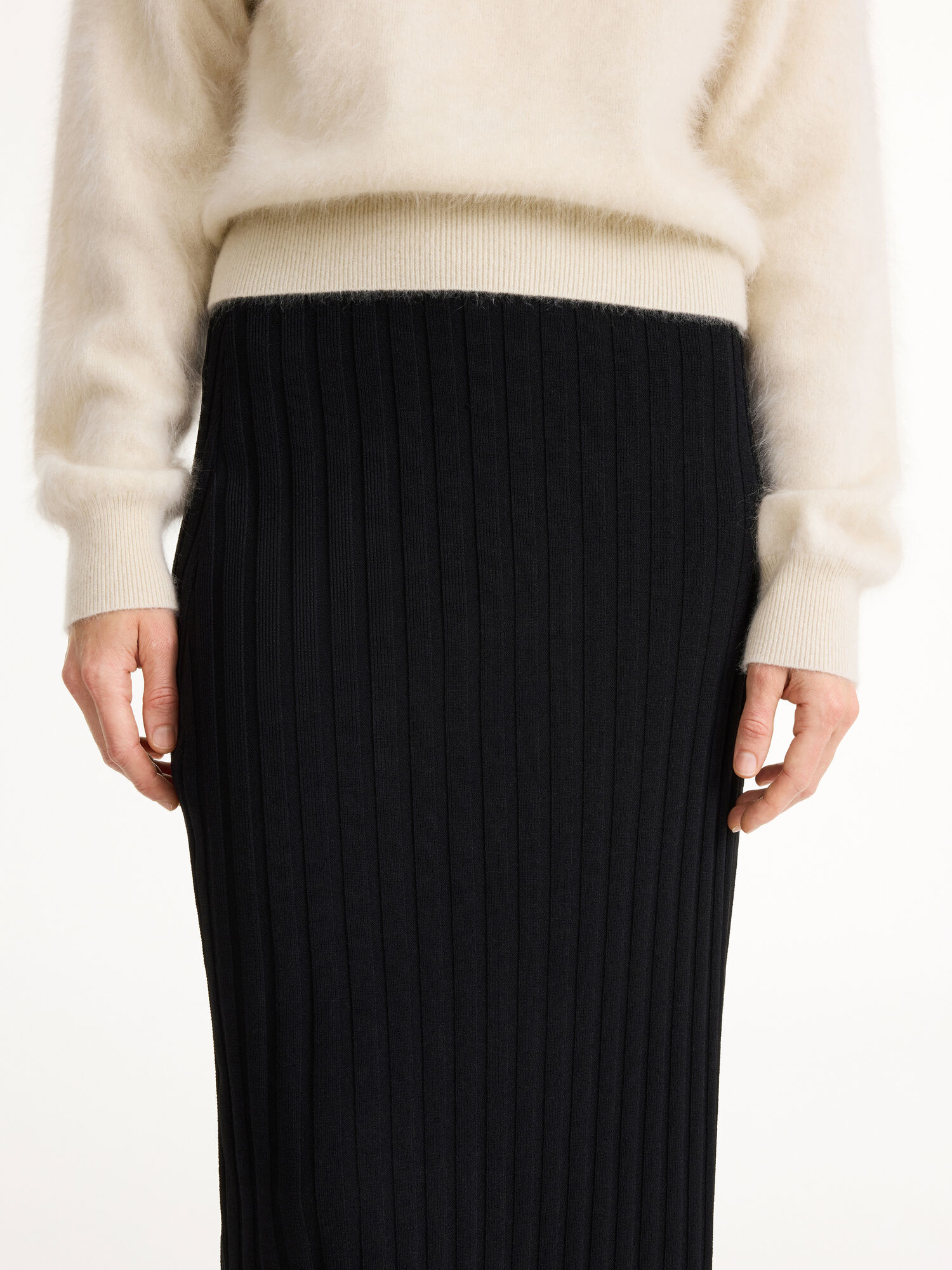 Black By Malene Birger Fiemme Midi Skirts | AU_BB35736