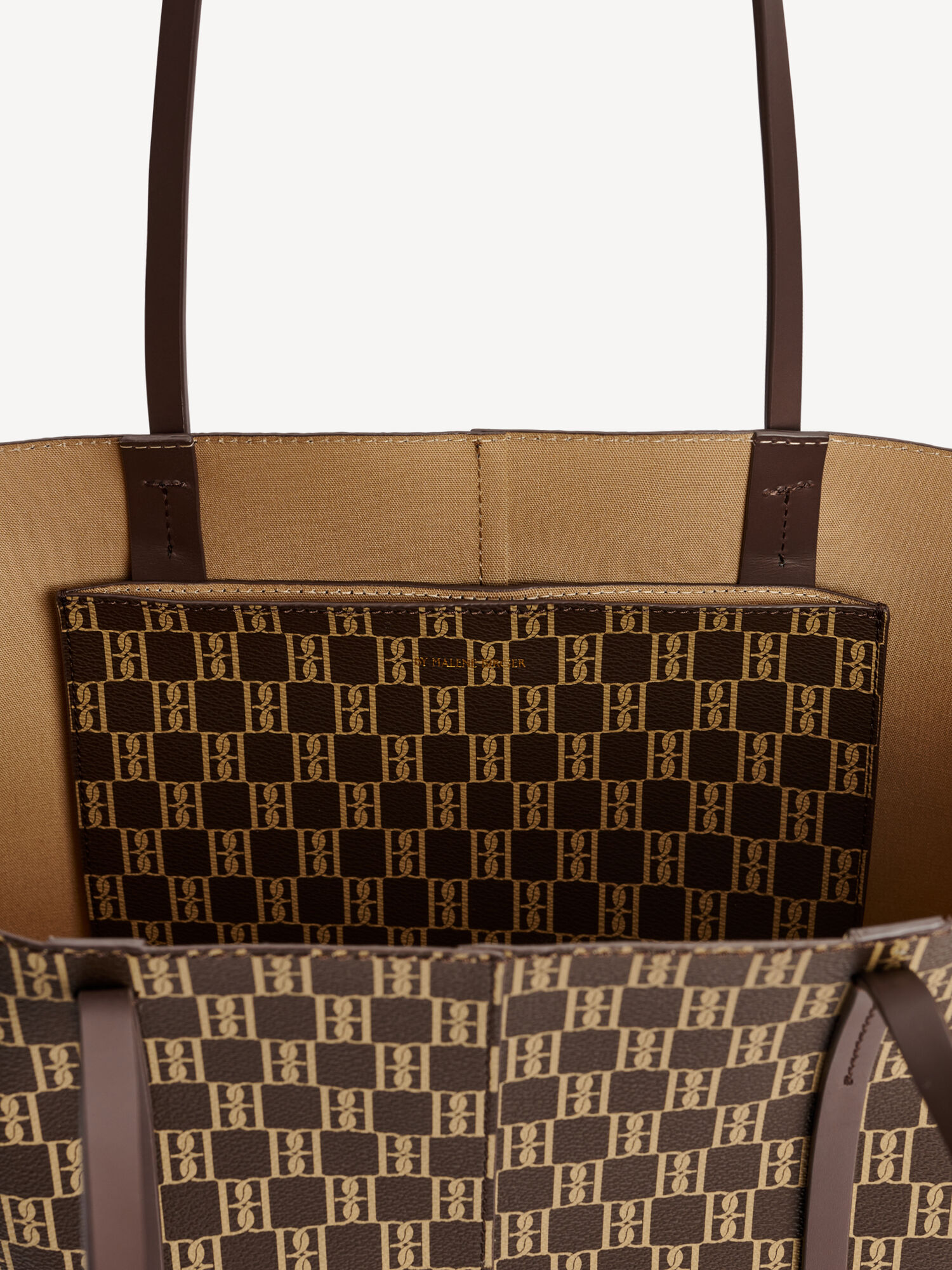 Shale By Malene Birger Abigail Monogram Tote Bags | AU_BB56891